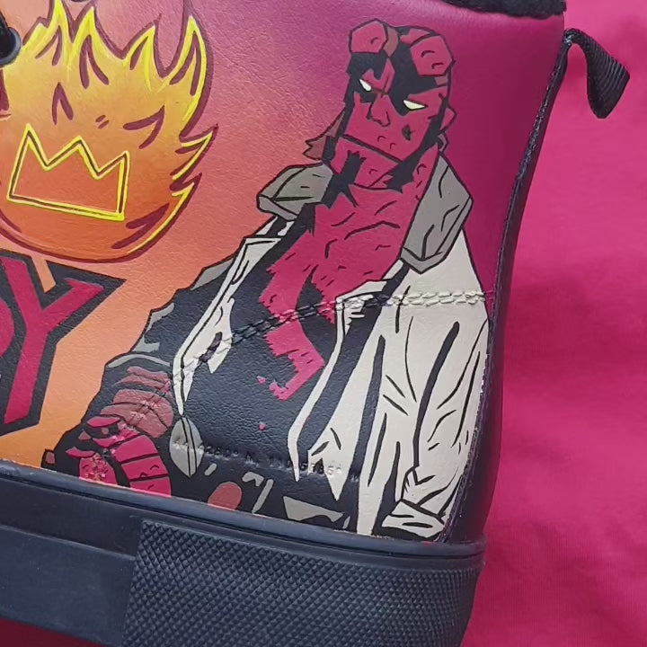 Sneakers dipinte a mano — Hellboy