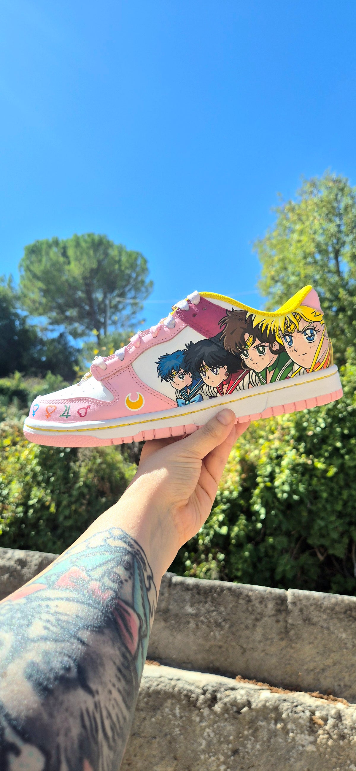 Sneakers a tema Sailor Moon