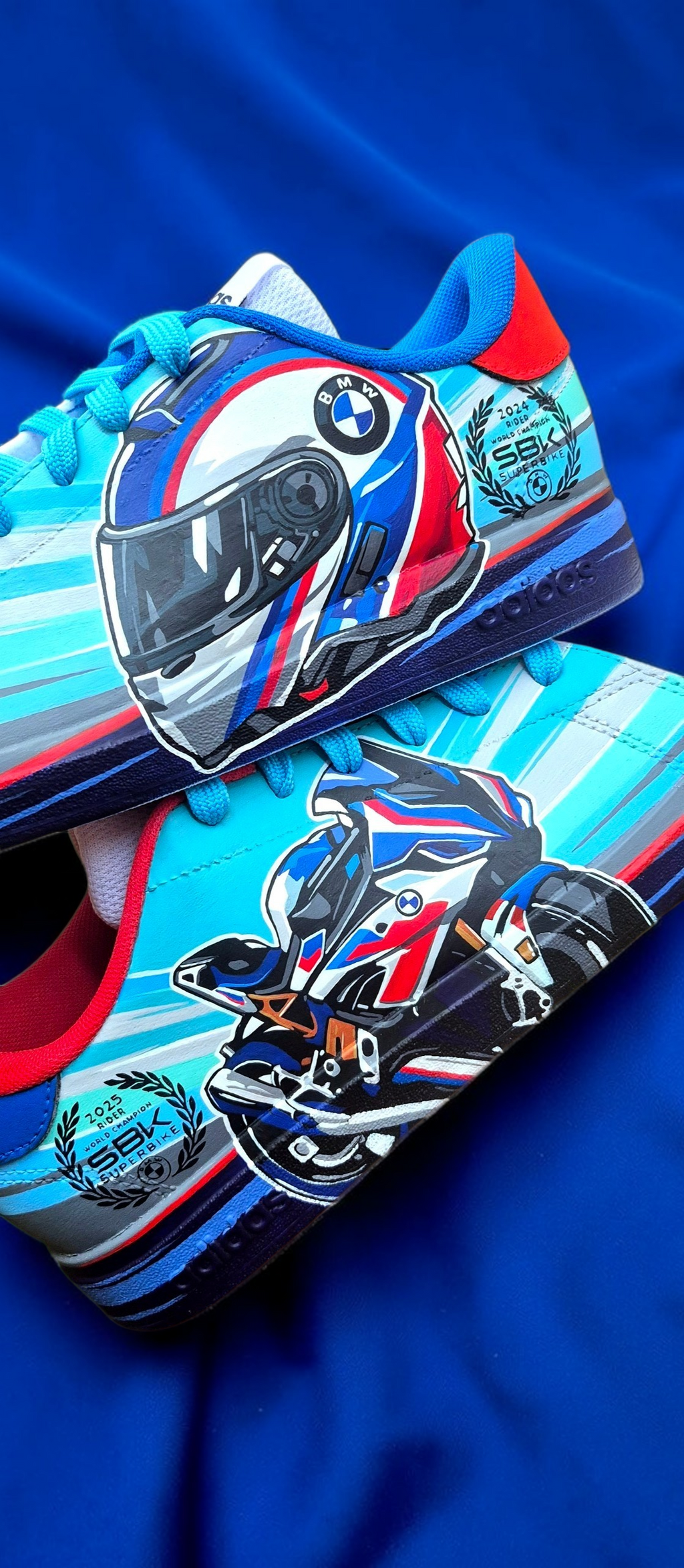 Sneakers dipinte a mano — BMW S1000RR Superbike