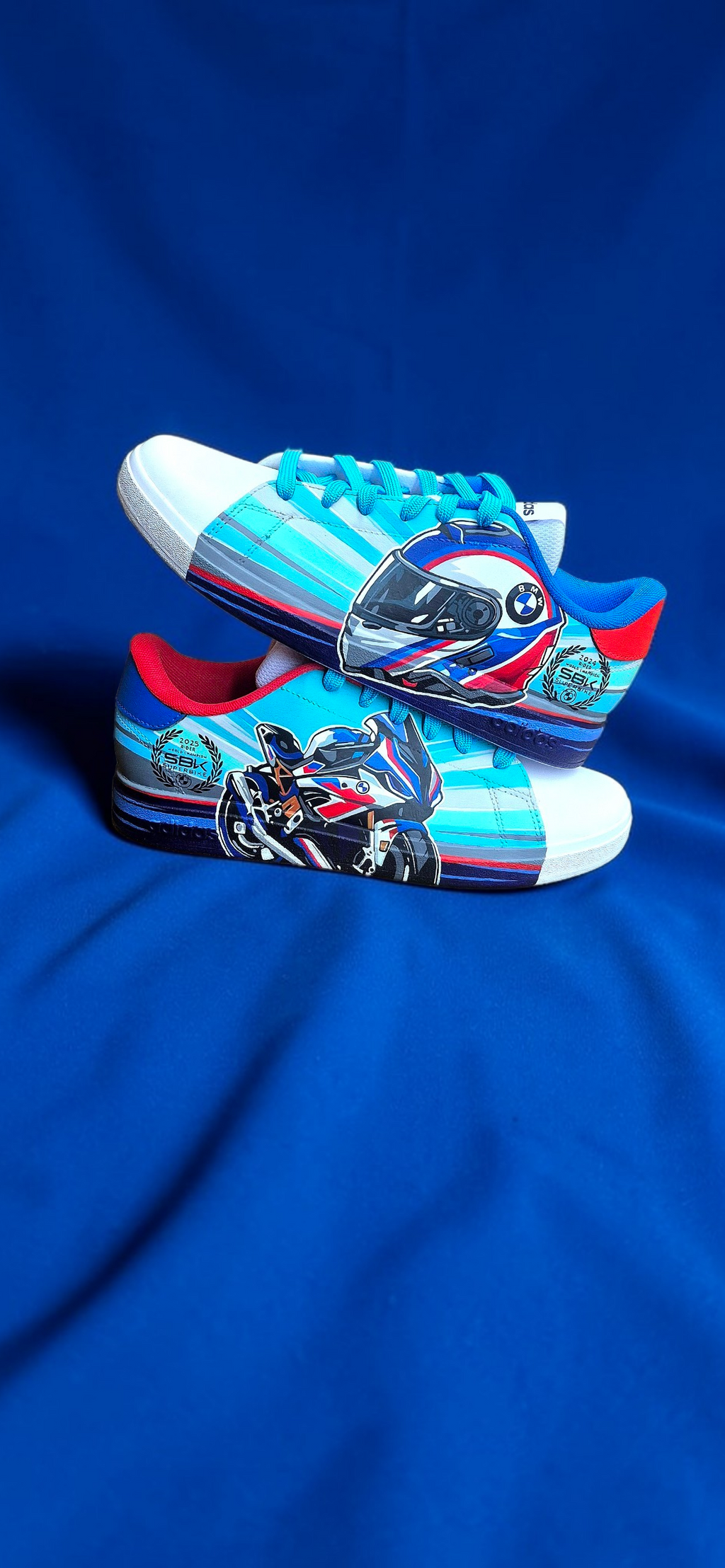 Sneakers dipinte a mano — BMW S1000RR Superbike