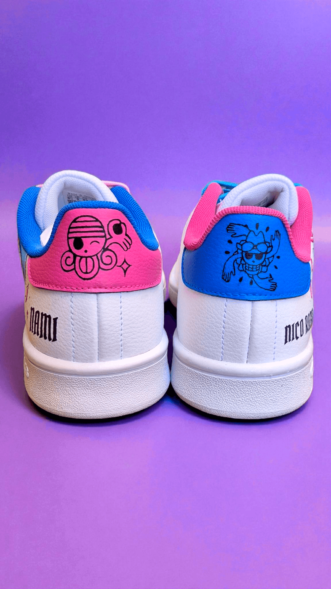 Sneakers dipinte a mano — Nami & Nico Robin