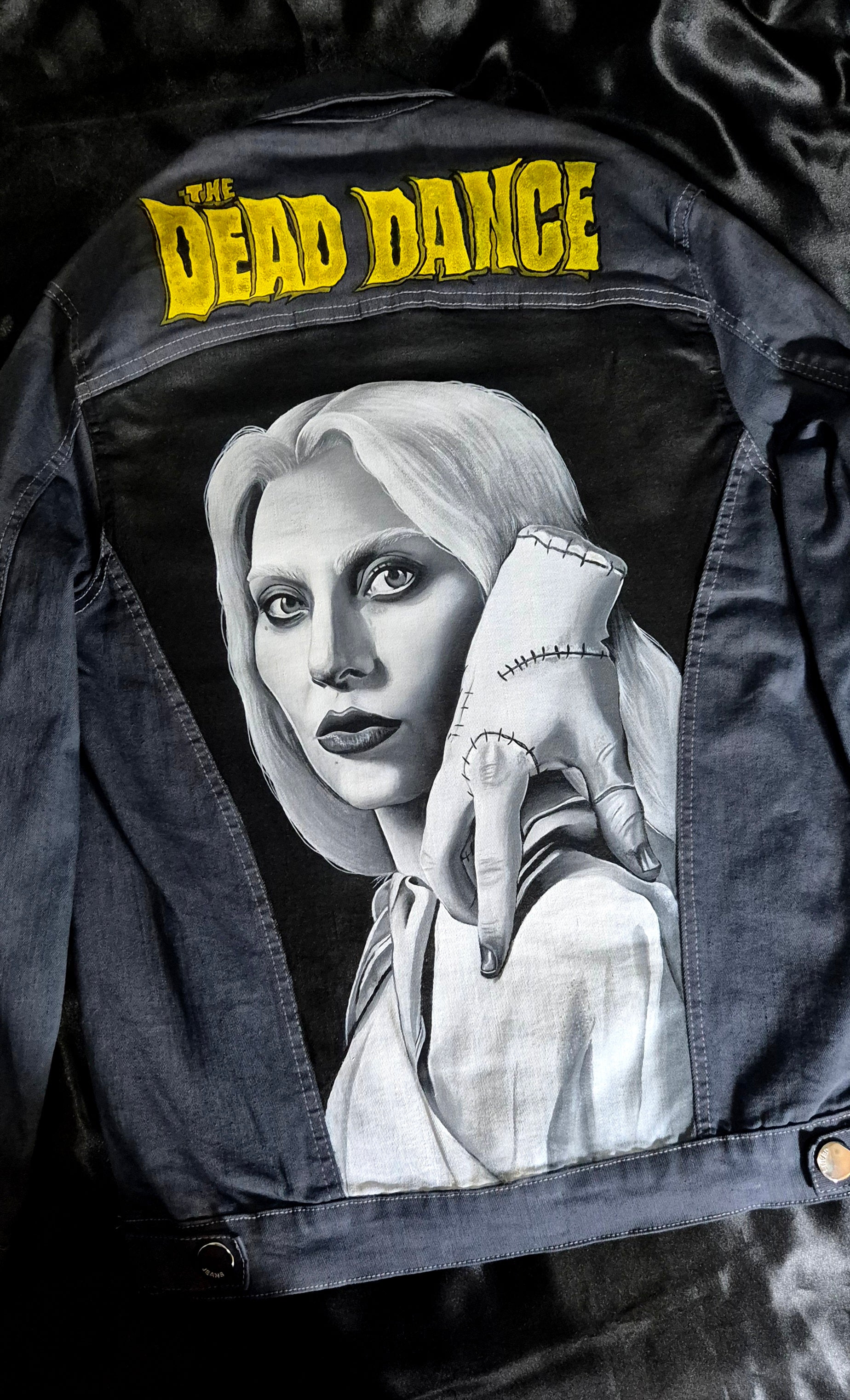 Giacca in denim dipinta a mano — Lady Gaga