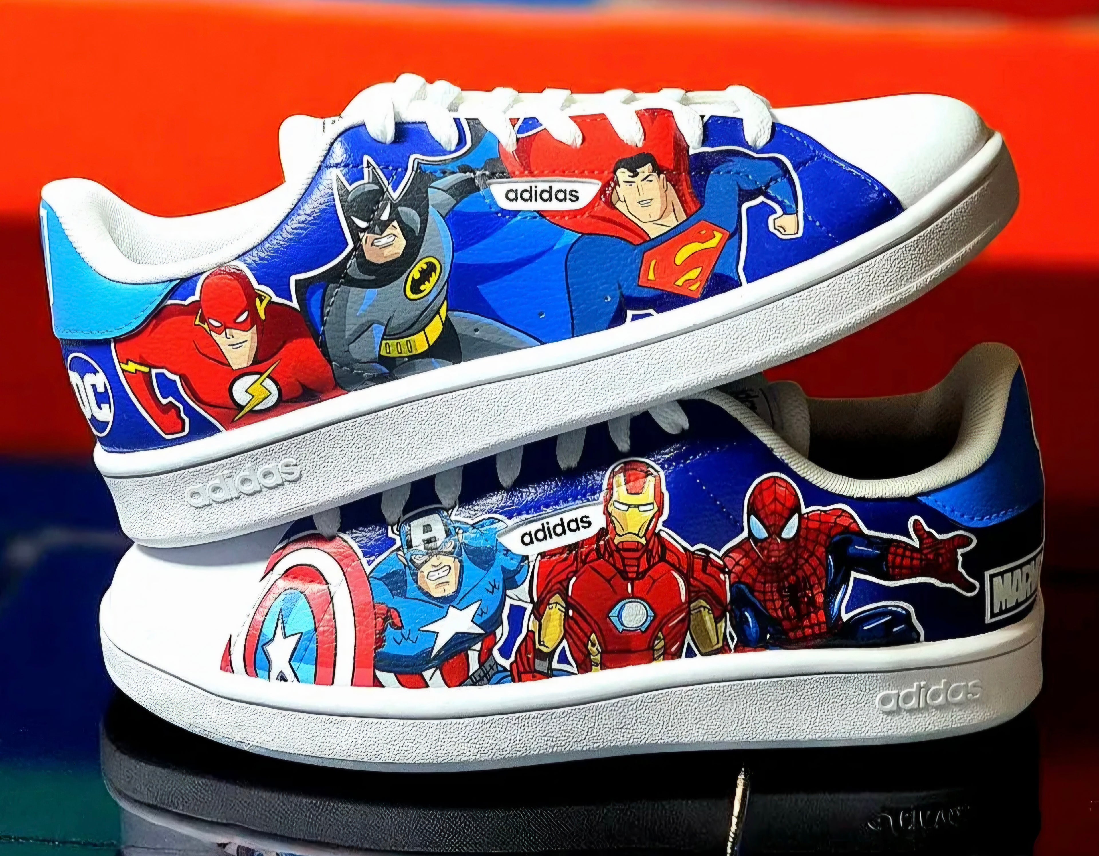 Sneakers dipinte a mano — Marvel & DC Superheroes