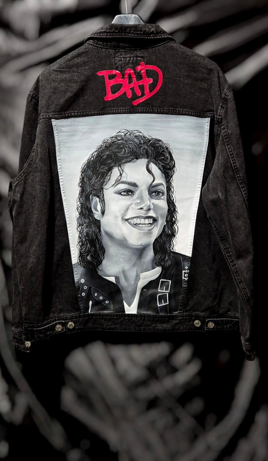 Giacca in Denim Dipinta a Mano – Tributo Michael Jackson