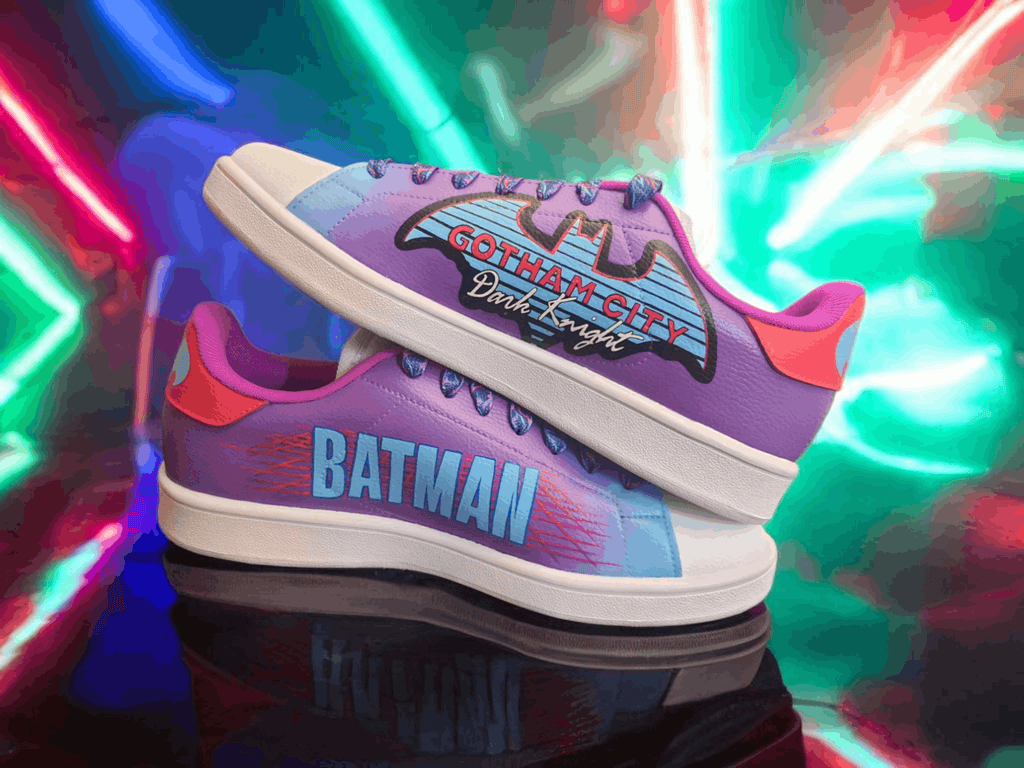 Sneakers dipinte a mano — Batman Neon