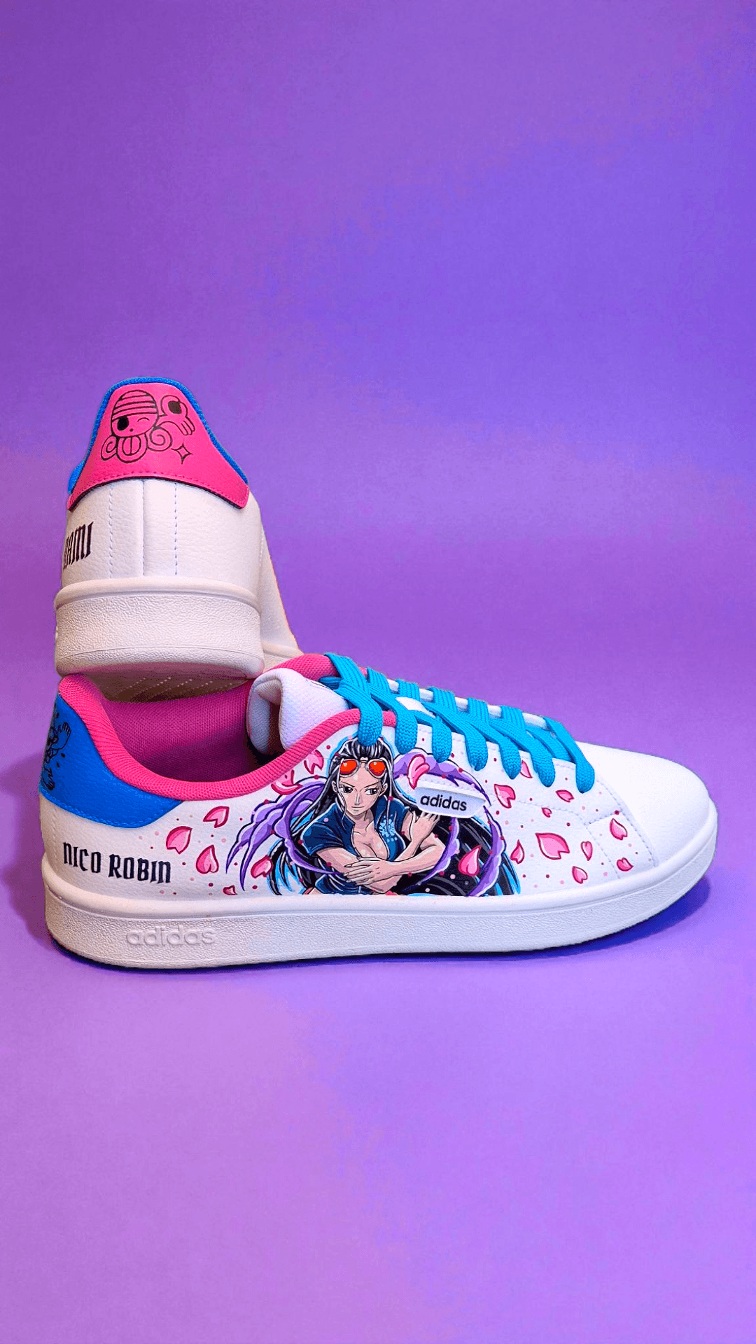 Sneakers dipinte a mano — Nami & Nico Robin