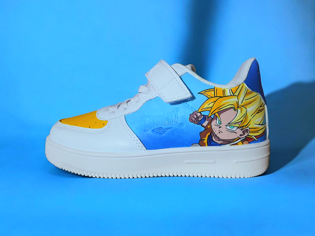 Sneakers bambino dipinte a mano — Goku Dragon Ball Daima