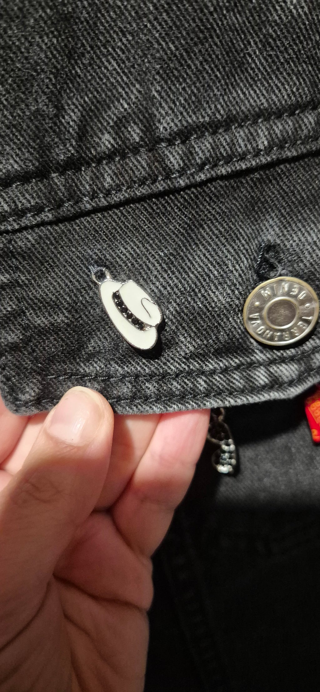 Giacca in Denim Dipinta a Mano – Tributo Michael Jackson