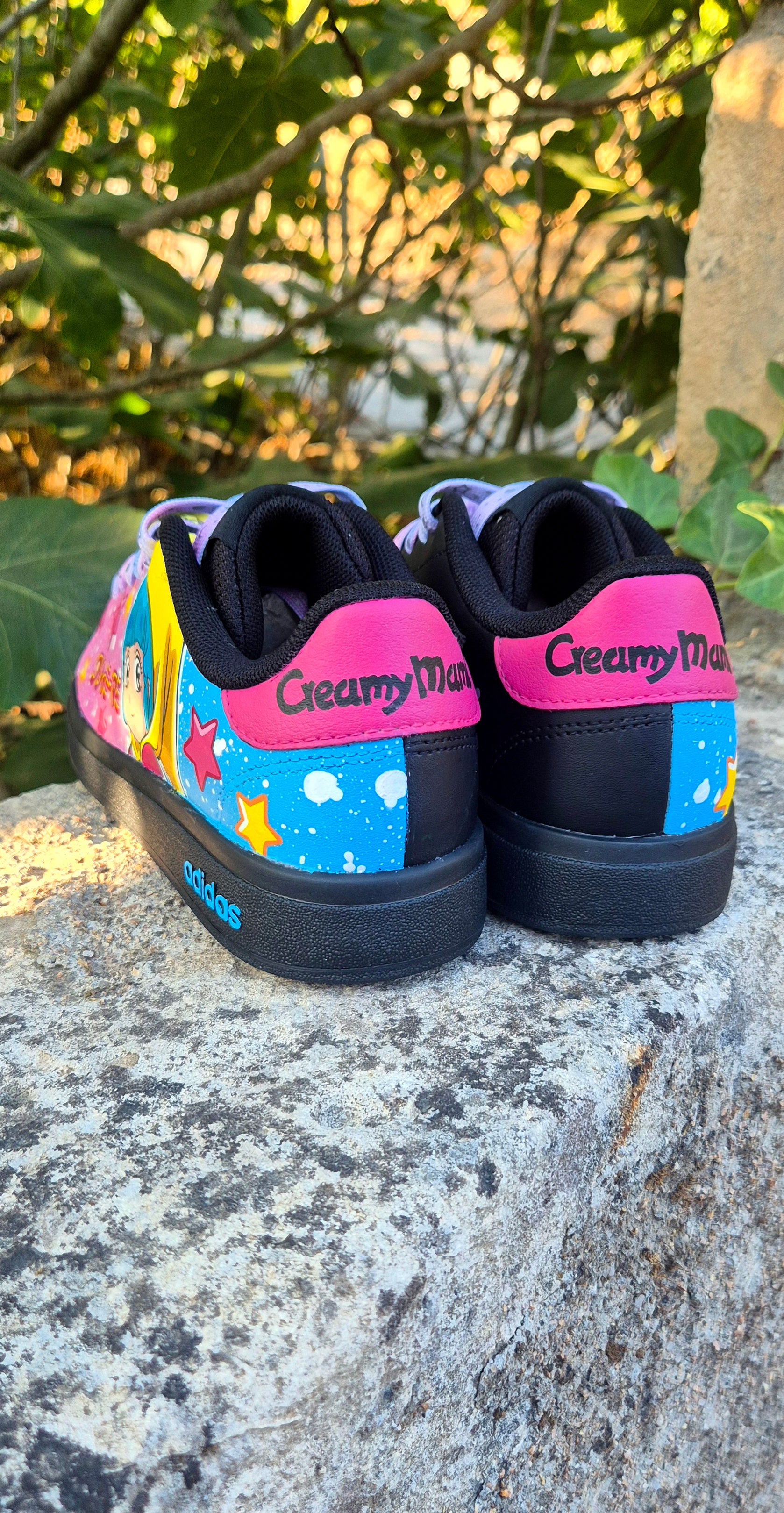 Sneakers Dipinte a Mano – Ispirate a Creamy Mami | Crazy Custom Art