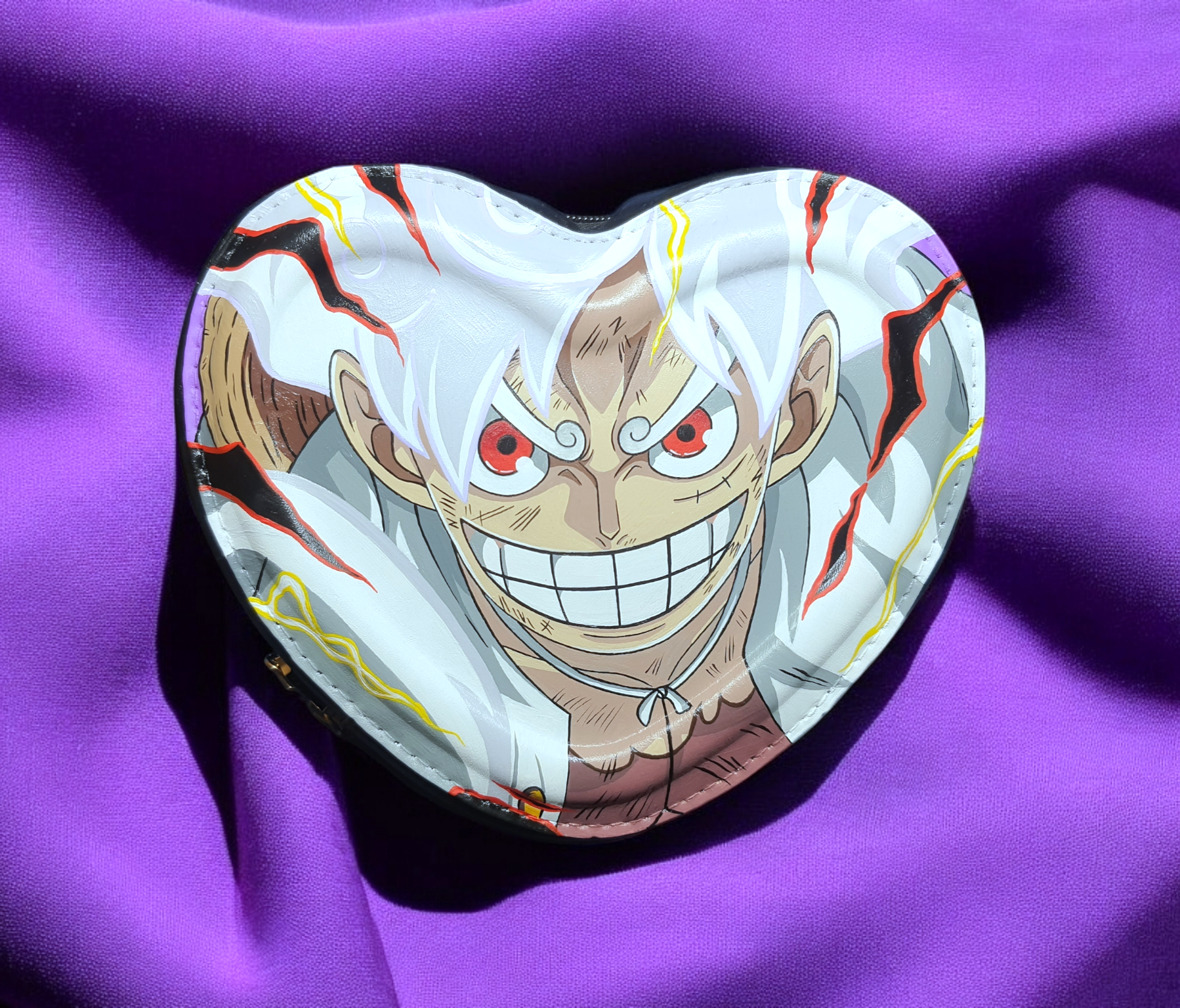 Borsa a cuore dipinta a mano — Luffy Gear 5