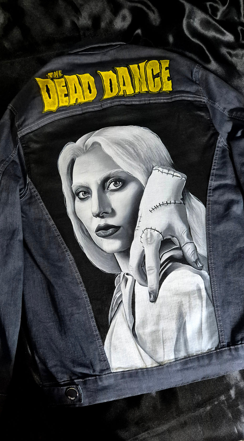 Giacca in denim dipinta a mano — Lady Gaga