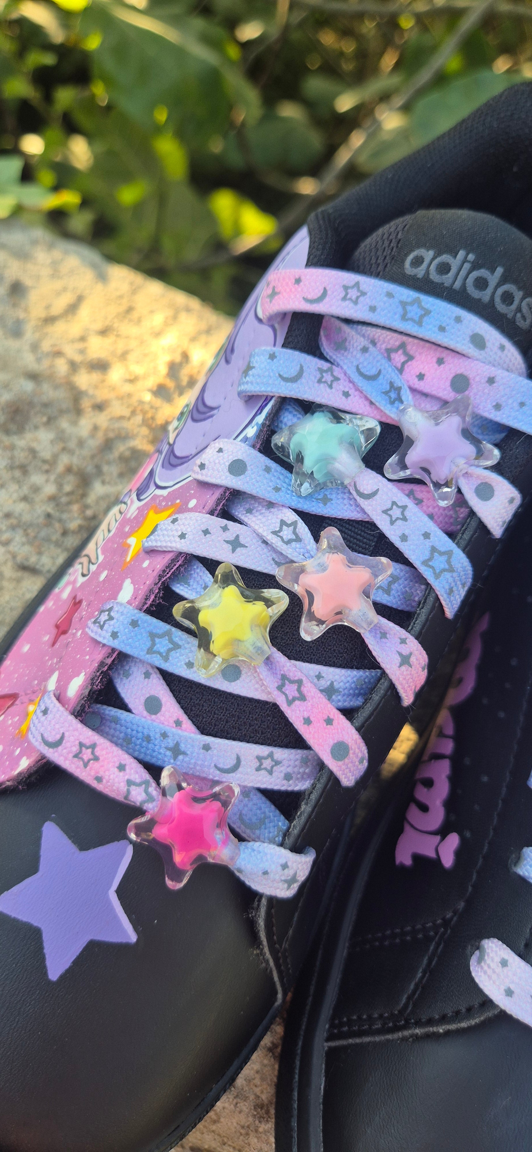 Sneakers Dipinte a Mano – Ispirate a Creamy Mami | Crazy Custom Art
